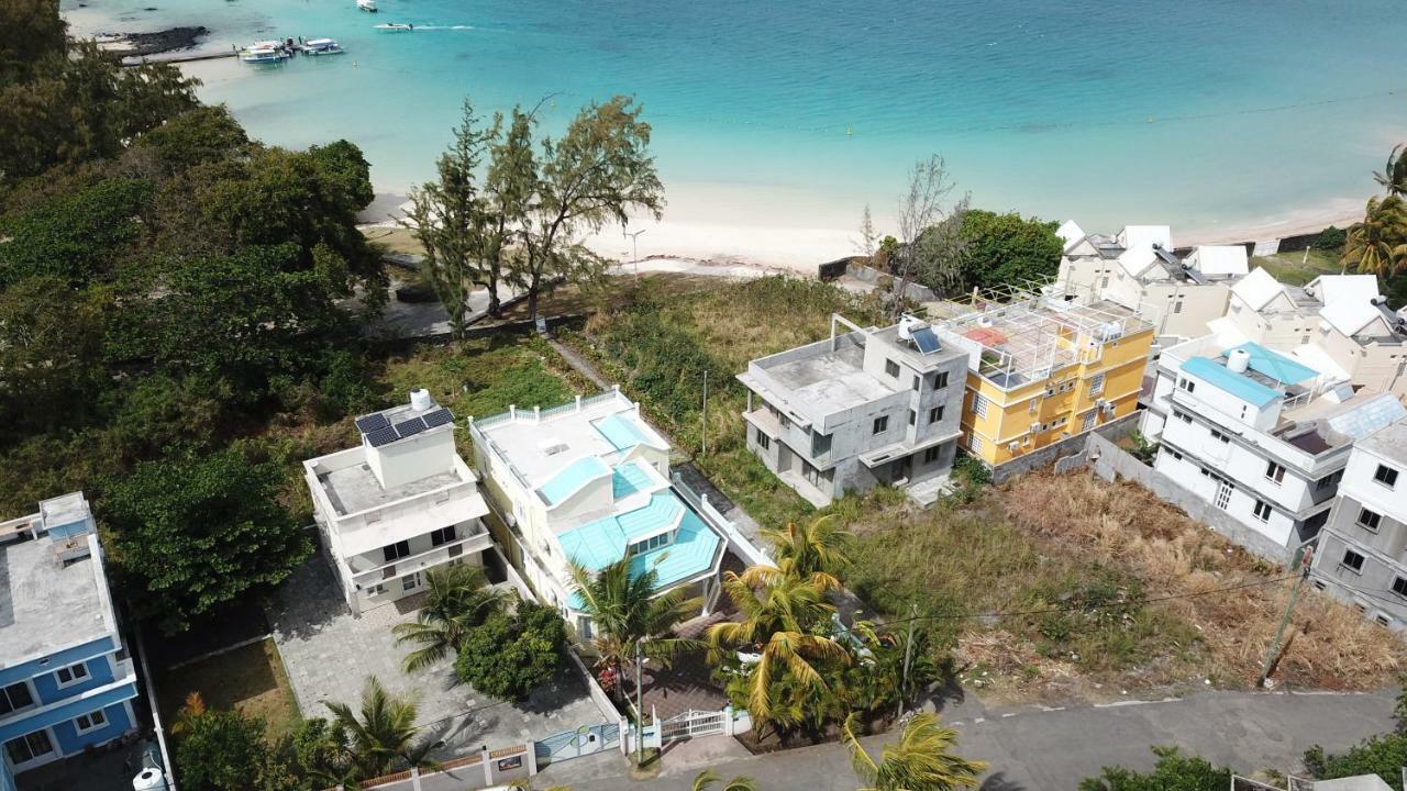 Villa Bella Charming Beachfront Guesthouse Blue Bay Exterior foto