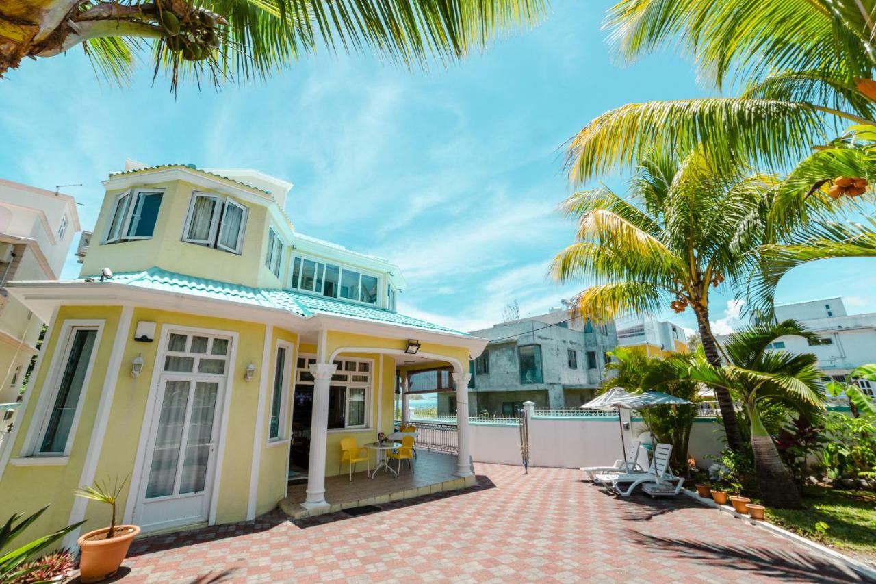 Villa Bella Charming Beachfront Guesthouse Blue Bay Exterior foto